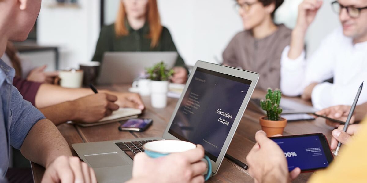 people inside room 3184660